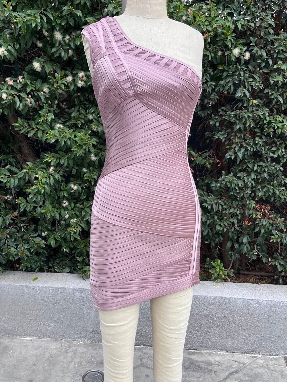 BCBGMAXAZRIA Prom Eden One Shoulder Bandage Dress Mauve Rose Pink Size 2